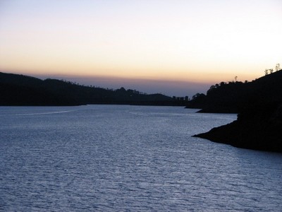 Sholayardam Back Waters